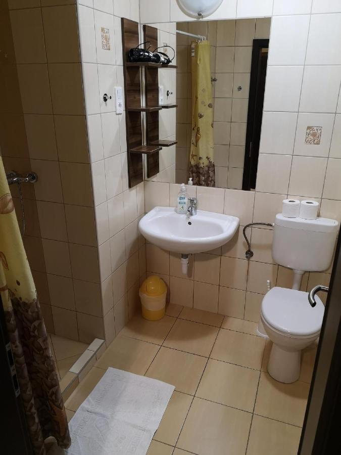Borostyan Panzio Balatonfuered Bed & Breakfast Ngoại thất bức ảnh