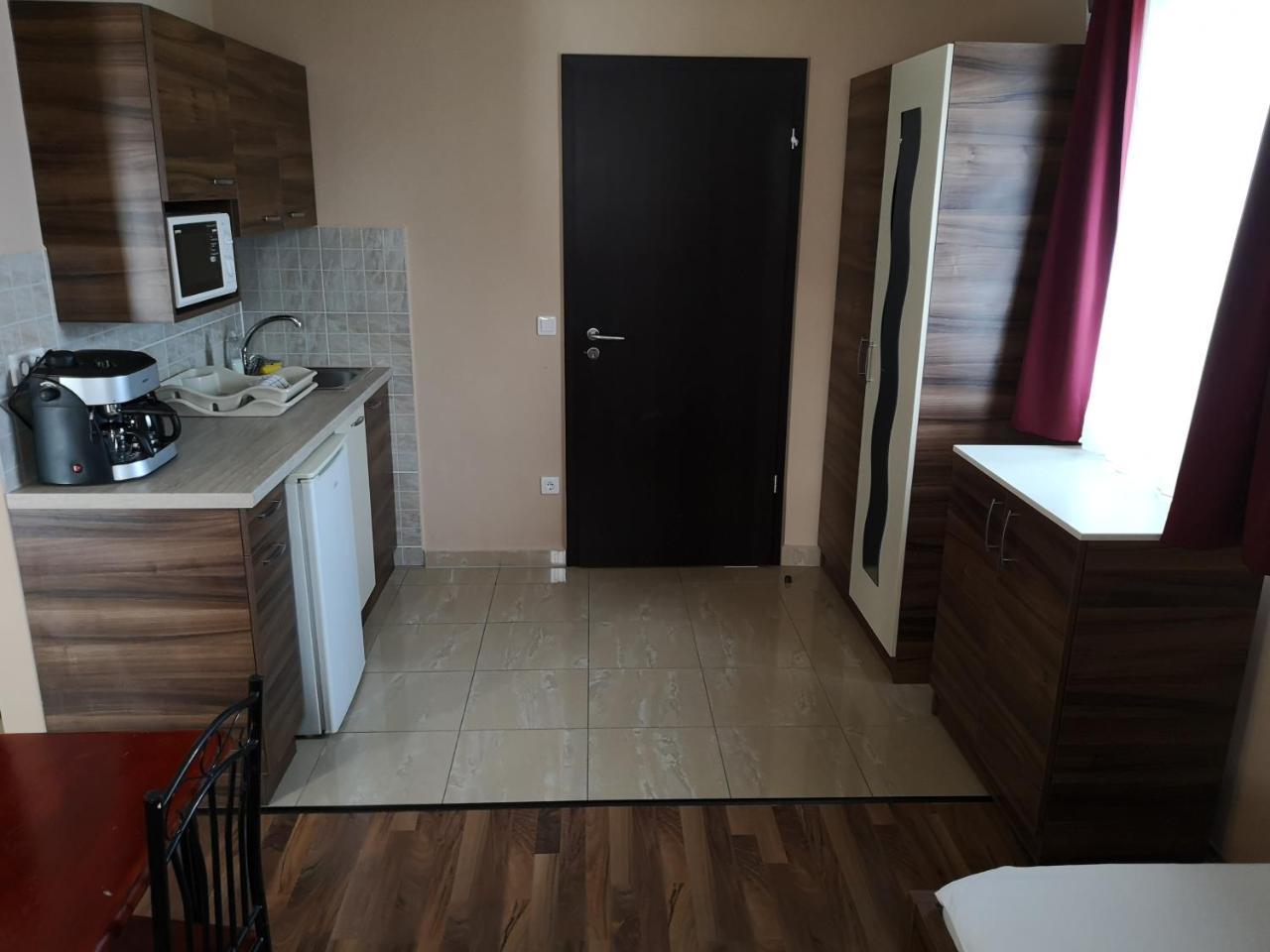Borostyan Panzio Balatonfuered Bed & Breakfast Ngoại thất bức ảnh